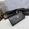 目を惹くカラープラダ ブラッシュド レザー 長財布 偽物 ML202 - 画像 (2)