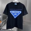 完売必至プラダ シンプル 刺繍ロゴ コットン Ｔシャツ 偽物 2色 pue33533 - 画像 (4)