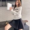 【着回しできる♪】ルイヴィトン ニットプルオーバー 偽物ホワイト&ブラック 1ABIQ5 - 画像 (6)