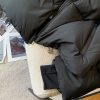 セレブ多数愛用プラダ 偽物 Re-Nylon ロゴ ショートダウンジャケット pup40071 - 画像 (8)