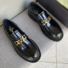 ヴァレンティノ Vロゴ チェーン カーフスキン ローファー Vua89271 - 画像 (2)