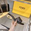 超希少！フェンディ バゲット ナッパレザー スライド サンダル FFモチーフ fel12850 - 画像 (8)