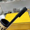入手困難フェンディ n級品 ロゴ サンダル FFロゴインターレーススライド fey28062 - 画像 (5)