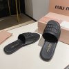 ミュウミュウ ラフィア風ウーブン スライドサンダル コピー入手困難品！ mys55326 - 画像 (4)