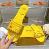 n級 おすすめフェンディ パチモン BAGUETTE FFシグネチャー バンド スライダー サンダル fed63085 - 画像 (4)