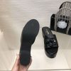 世界中で大人気♪シャネル カメリアミュールサンダル shf55893 - 画像 (7)