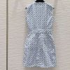 セレブ多数愛用☆ルイ・ヴィトン モノグラム ジップアップ ワンピース 偽物 vuk35065 - 画像 (8)