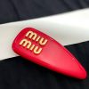 セレブ多数愛用 ミュウミュウ パテントレザー ヘアクリップ 偽物 myb21195 - 画像 (7)