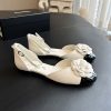 【エレガントなローヒール!!24p♪】シャネル パンプス カメリア 偽物 sho95619 - 画像 (2)