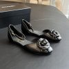 ☆超人気☆【エレガントなローヒール!!】シャネル パンプス コピーカメリア shu72501