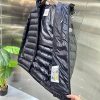 並行輸入品 モンクレール CORNOUR ショートダウンジャケット 2サイズ moj78069 - 画像 (3)